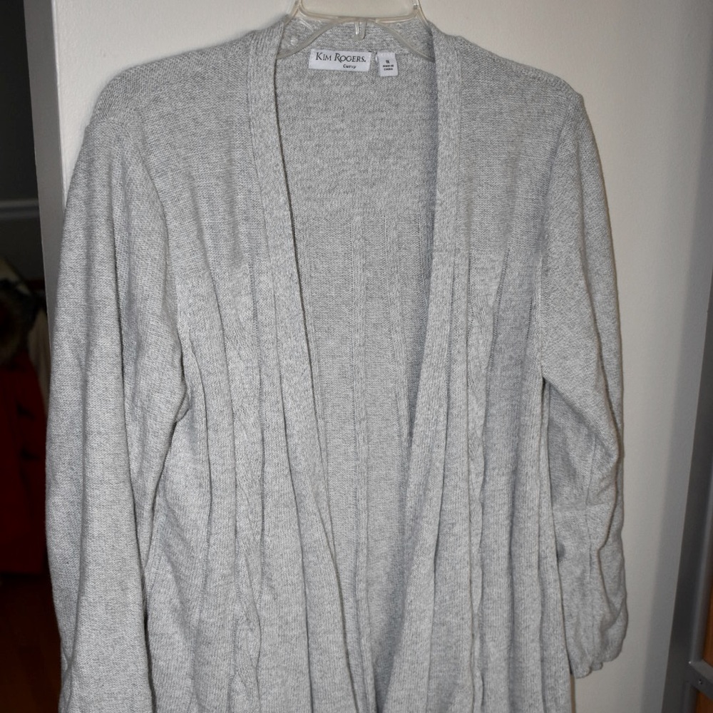 Kim Rogers “curvy” 1X gray cardigan